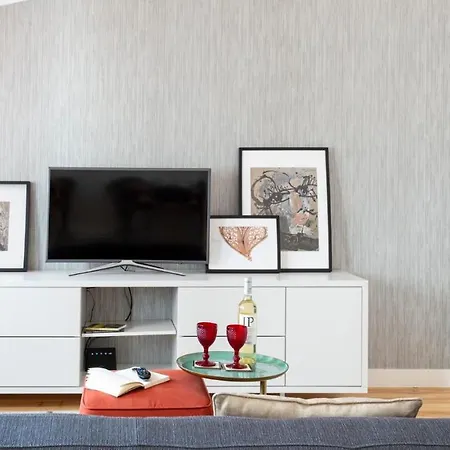 Apartamento Plum Guide - Fauxbalino Lisboa