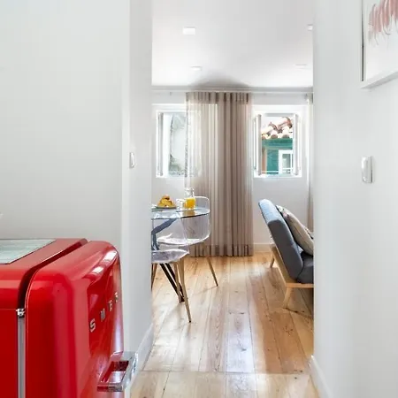 Plum Guide - Fauxbalino Apartmán Lisboa